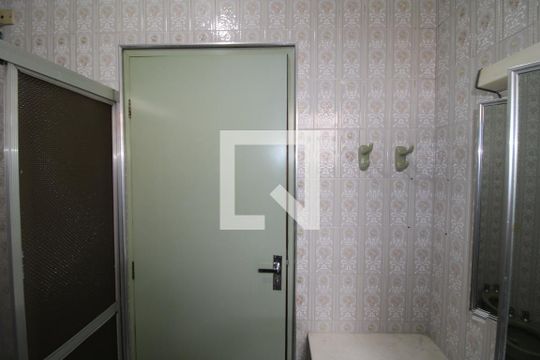 Quarto 2 - Banheiro de casa à venda com 3 quartos, 250m² em Vila Ester (zona Norte), São Paulo