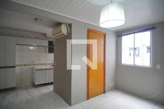 Sala de apartamento à venda com 2 quartos, 38m² em Canudos, Novo Hamburgo