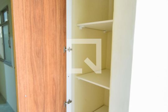 Armário Corredor de casa de condomínio à venda com 2 quartos, 180m² em Abolição, Rio de Janeiro