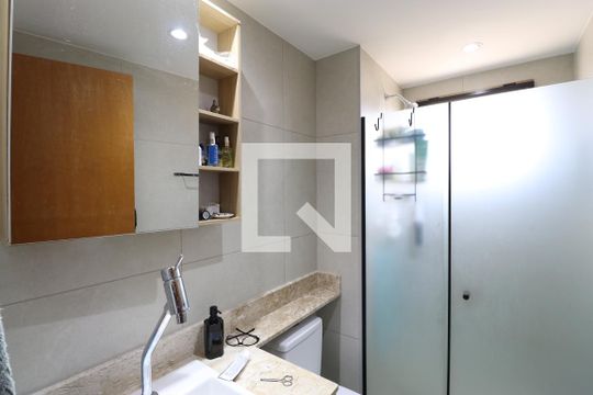 Banheiro da Suíte de apartamento à venda com 2 quartos, 68m² em Água Branca, São Paulo