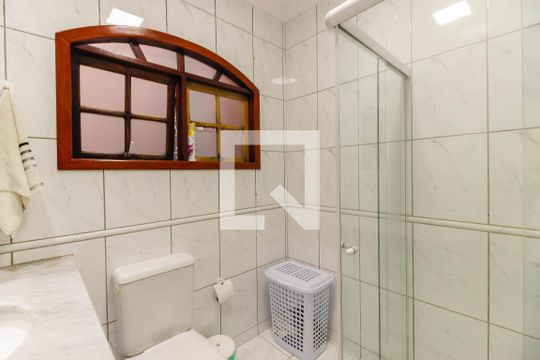 Banheiro da Suíte de casa à venda com 2 quartos, 100m² em Chácara Santo Antônio (zona Leste), São Paulo