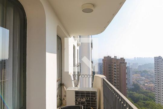 Varanda da Sala de apartamento à venda com 3 quartos, 177m² em Vila Suzana, São Paulo