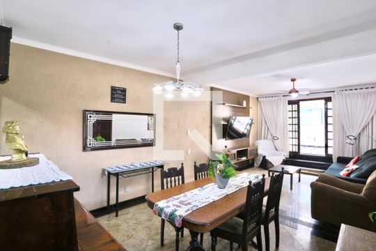 Sala de Jantar de casa à venda com 6 quartos, 176m² em Vila Invernada, São Paulo