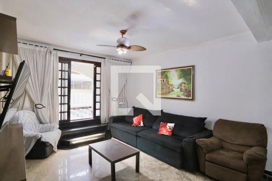 Sala de casa à venda com 6 quartos, 176m² em Vila Invernada, São Paulo