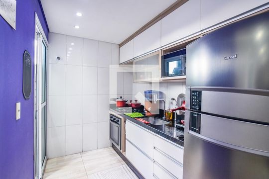 Cozinha de apartamento à venda com 2 quartos, 46m² em Vila Progresso, Santo André