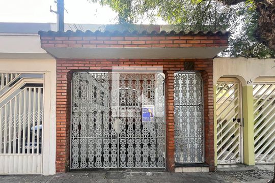 Fachada + plaquinha de casa para alugar com 3 quartos, 168m² em Rudge Ramos, São Bernardo do Campo