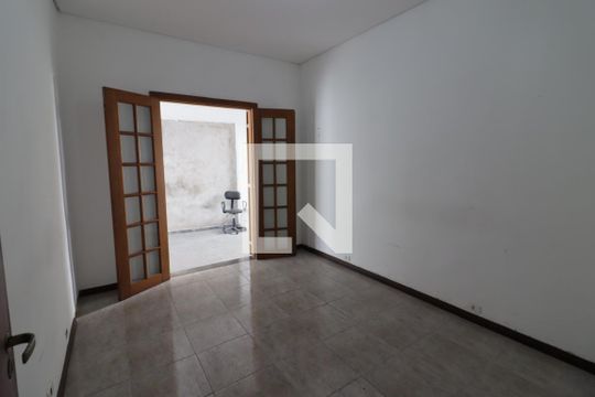Quarto 2 de casa à venda com 7 quartos, 251m² em Km 18, Osasco