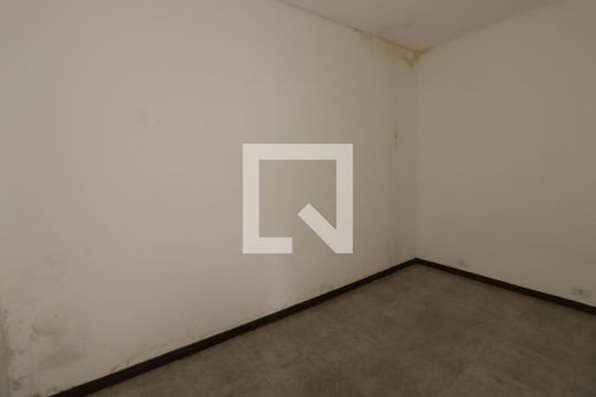 Quarto 3 de casa à venda com 7 quartos, 251m² em Km 18, Osasco