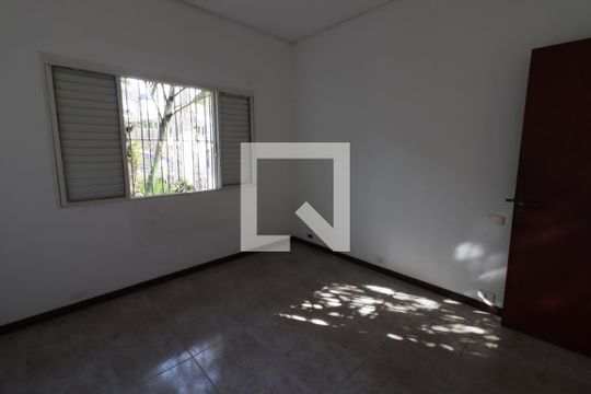 Quarto 1 de casa à venda com 7 quartos, 251m² em Km 18, Osasco