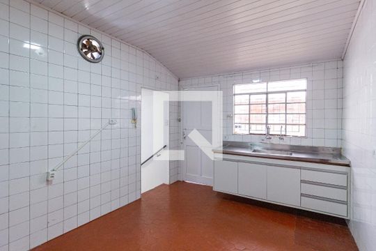 Cozinha de casa para alugar com 3 quartos, 180m² em Vila Osasco, Osasco