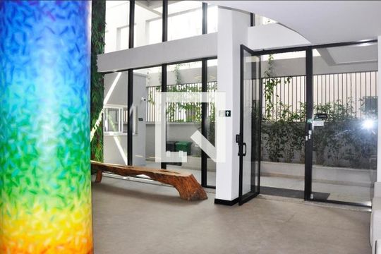 Hall de entrada de apartamento para alugar com 2 quartos, 47m² em Água Fria, São Paulo