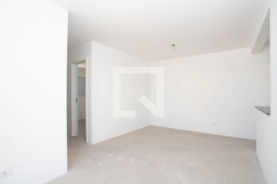 Sala de apartamento à venda com 2 quartos, 56m² em Vila Galvão, Guarulhos