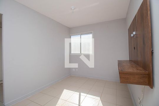 Sala de apartamento para alugar com 1 quarto, 46m² em Samambaia, Brasília