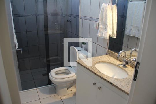 Banheiro de apartamento à venda com 3 quartos, 142m² em Novo Eldorado, Contagem