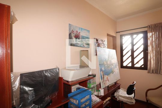 Sala 2 de casa à venda com 4 quartos, 200m² em Parada Inglesa, São Paulo