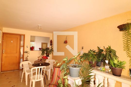 Varanda de casa à venda com 4 quartos, 200m² em Parada Inglesa, São Paulo