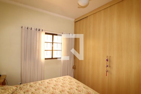 Quarto 1 suite de casa à venda com 4 quartos, 200m² em Parada Inglesa, São Paulo