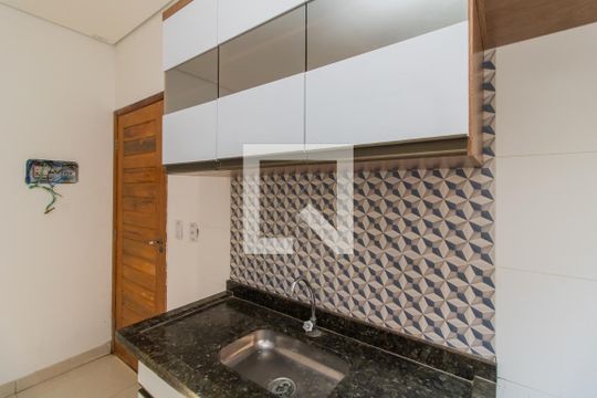 Cozinha de apartamento para alugar com 1 quarto, 35m² em Jardim Arize, São Paulo