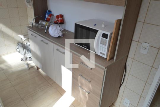 Cozinha de apartamento para alugar com 2 quartos, 55m² em Taquara, Rio de Janeiro