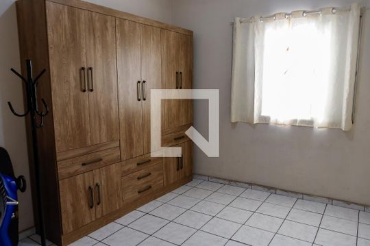 Quarto 1 de casa à venda com 2 quartos, 500m² em Quitaúna, Osasco