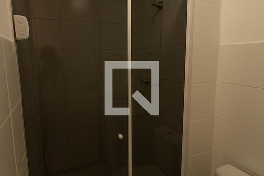 Banheiro Social de apartamento para alugar com 2 quartos, 55m² em São Cristóvão, Rio de Janeiro