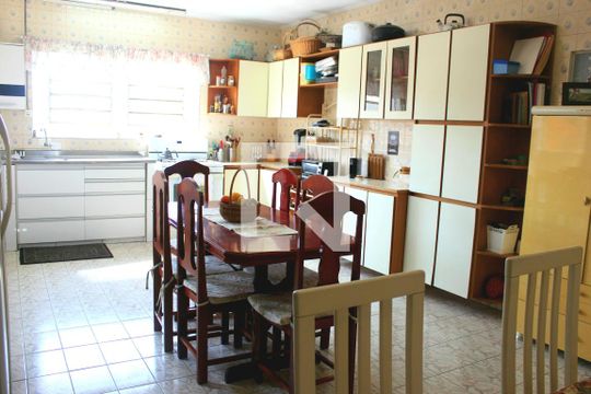 Cozinha de casa à venda com 3 quartos, 175m² em Jardim Vila Galvão, Guarulhos