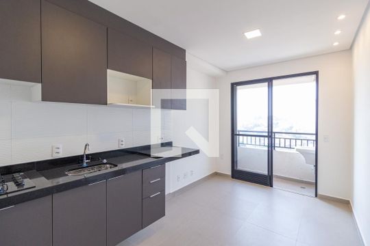 Apartamento à venda com 1 quarto, 27m² em Km 18, Osasco