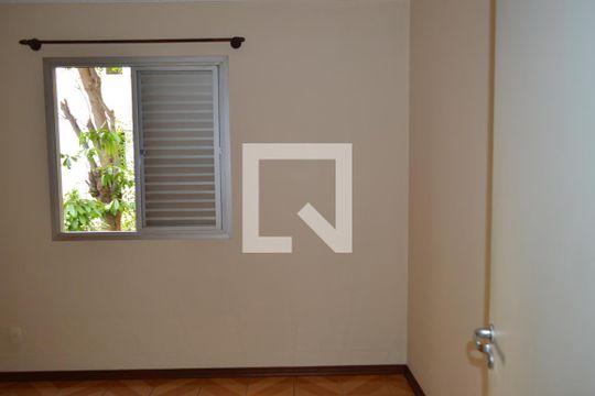 Quarto 1 de apartamento à venda com 2 quartos, 60m² em Vila Monumento, São Paulo