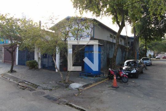 Fachada de casa à venda com 3 quartos, 155m² em Saúde, São Paulo