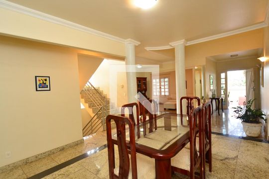 Sala de jantar de casa à venda com 8 quartos, 670m² em Pampulha, Belo Horizonte