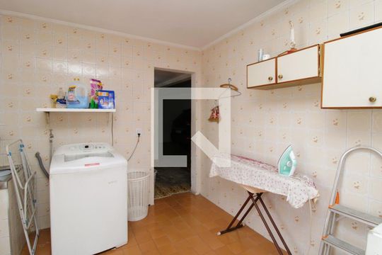 Área de Serviço de casa à venda com 6 quartos, 300m² em Vila Paiva, São Paulo