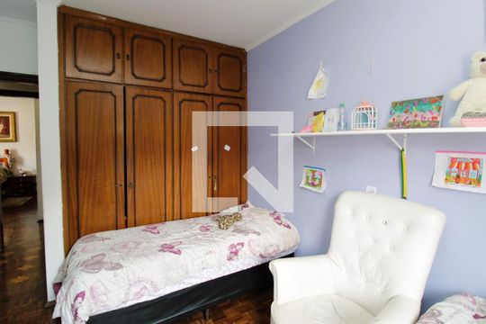 Quarto 1 de casa à venda com 6 quartos, 300m² em Vila Paiva, São Paulo