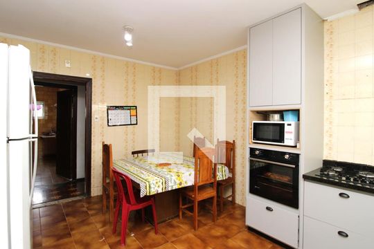 Cozinha de casa à venda com 6 quartos, 300m² em Vila Paiva, São Paulo