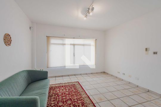 Sala de casa à venda com 4 quartos, 300m² em Pompeia, São Paulo