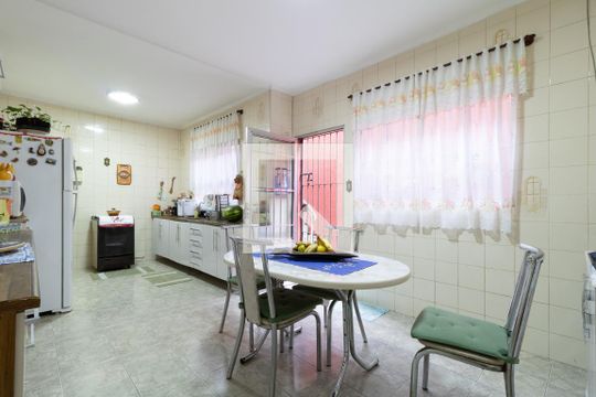 Cozinha de casa à venda com 2 quartos, 200m² em Jardim Vila Formosa, São Paulo