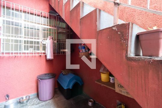 Quintal de casa à venda com 2 quartos, 200m² em Jardim Vila Formosa, São Paulo