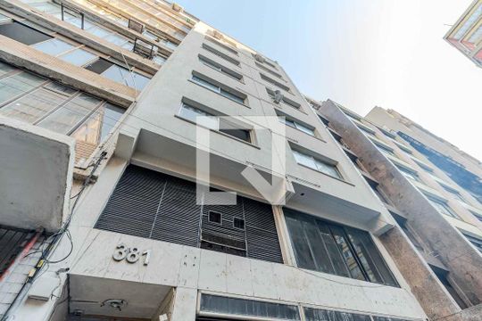 Fachada de apartamento para alugar com 1 quarto, 40m² em Centro Histórico, Porto Alegre