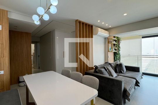 Apartamento à venda com 2 quartos, 87m² em Tamboré, Barueri