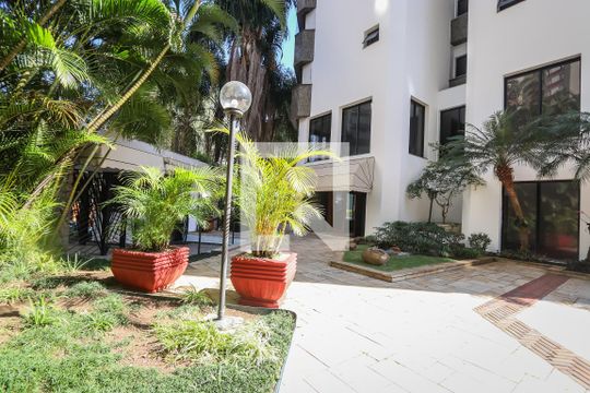 Área comum de apartamento para alugar com 4 quartos, 240m² em Vila Andrade, São Paulo