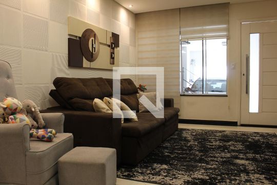 Casa à venda com 2 quartos, 150m² em Vila Darli, São Paulo