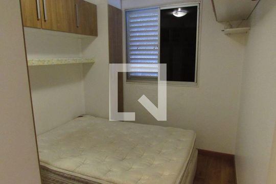 Quarto 1 de apartamento para alugar com 2 quartos, 50m² em Jardim Ampliacao, São Paulo