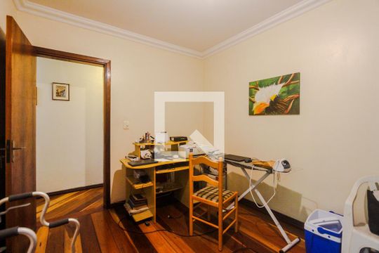 Quarto 1 de casa à venda com 3 quartos, 120m² em Higienópolis, Porto Alegre