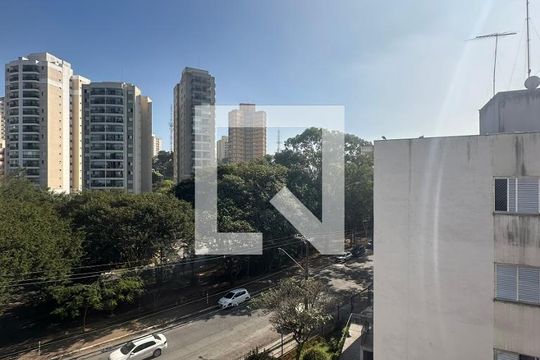 Vista Quarto 1 de apartamento para alugar com 2 quartos, 56m² em Butantã, São Paulo