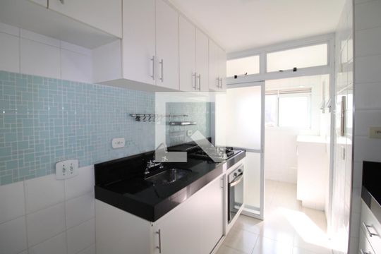 Cozinha de apartamento à venda com 3 quartos, 69m² em Vila Nova Cachoeirinha, São Paulo
