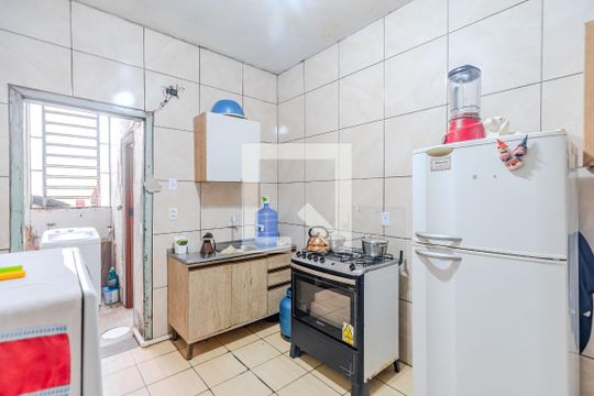 Cozinha de casa à venda com 5 quartos, 100m² em Coronel Aparicio Borges, Porto Alegre