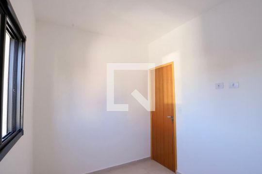 Quarto 1 de apartamento para alugar com 2 quartos, 46m² em Vila Invernada, São Paulo