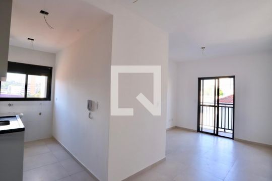 Apartamento para alugar com 2 quartos, 46m² em Vila Invernada, São Paulo