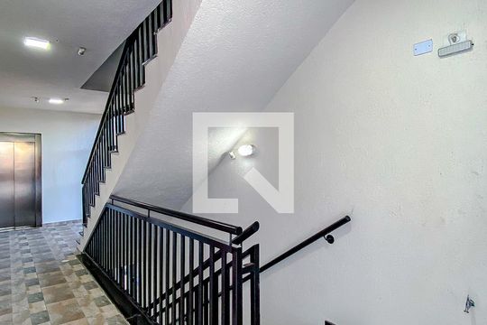 Área comum de apartamento para alugar com 2 quartos, 46m² em Vila Invernada, São Paulo
