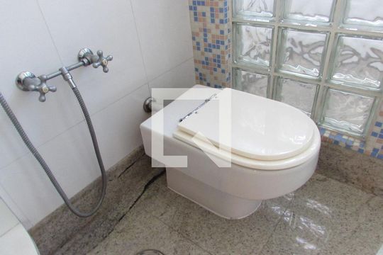 Banheiro da Suíte 3 de casa à venda com 4 quartos, 700m² em Morumbi, São Paulo
