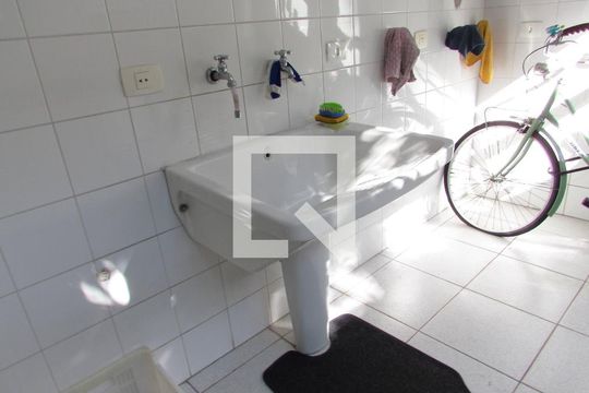 Área de Serviço de casa à venda com 4 quartos, 700m² em Morumbi, São Paulo